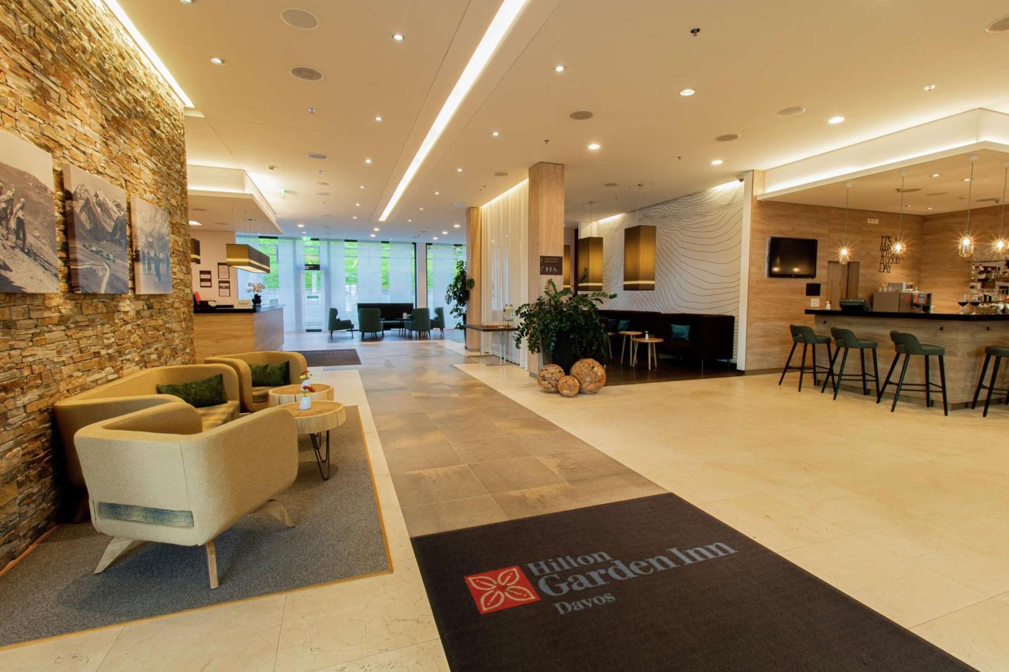Hilton Garden Inn Давос Екстериор снимка