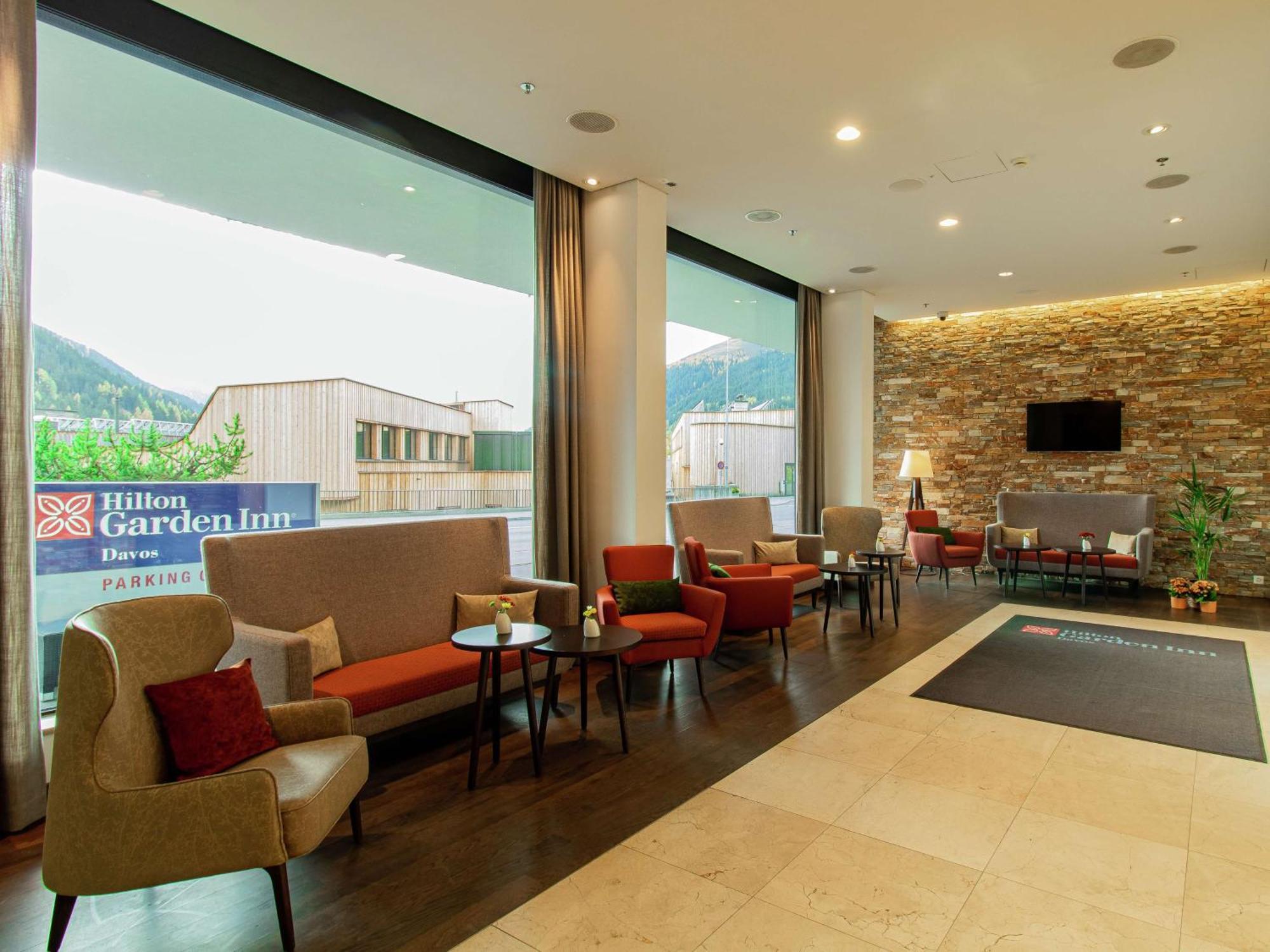 Hilton Garden Inn Давос Екстериор снимка