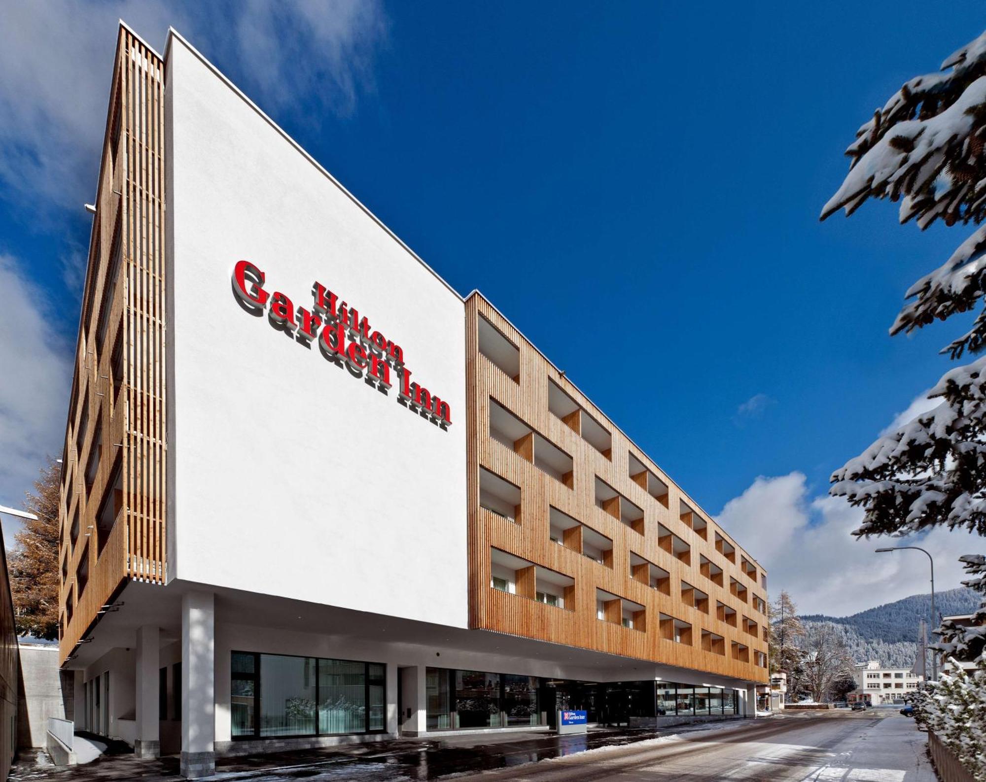 Hilton Garden Inn Давос Екстериор снимка